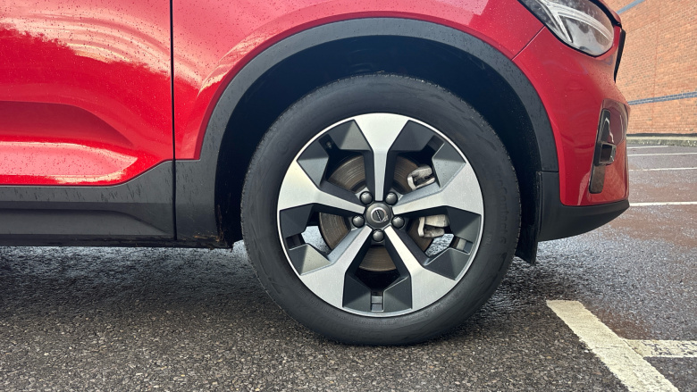 Volvo XC40 2.0 B4P Plus Dark 5dr Auto Petrol Estate